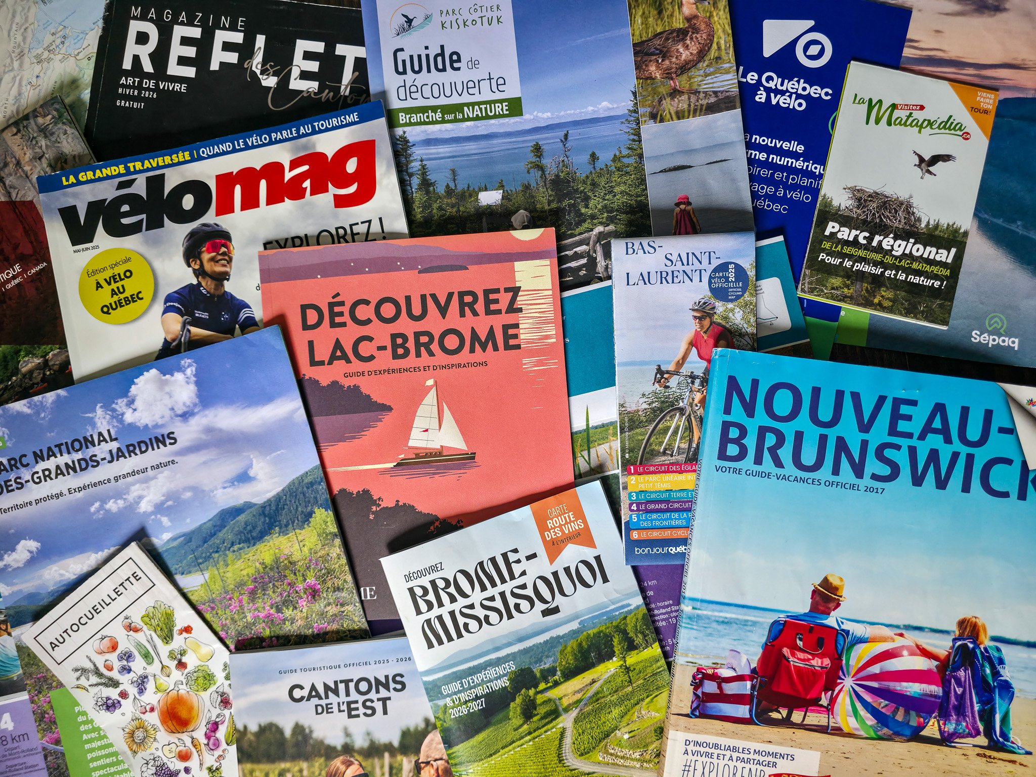 Les outils imprimés, toujours pertinents en tourisme?
